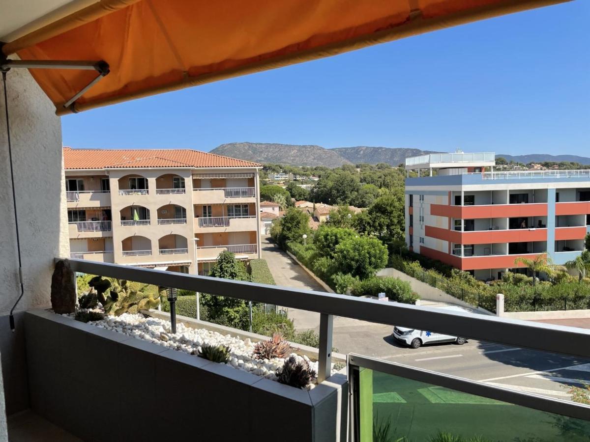 Bormes-Les-Mimosas - Appart 25M2 Avec Balcon - 4P Exteriör bild